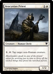 Avacynian Priest (foil)